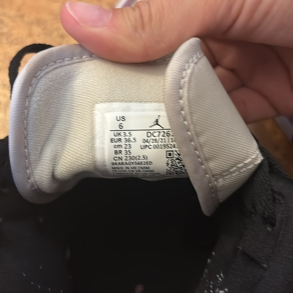 Jordan 1 Mid Women’s Berry Pink - Picture 3 of 6